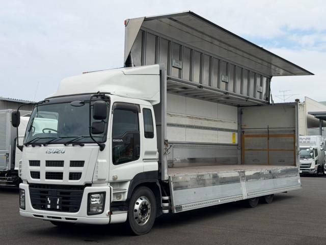 ISUZU / GIGA