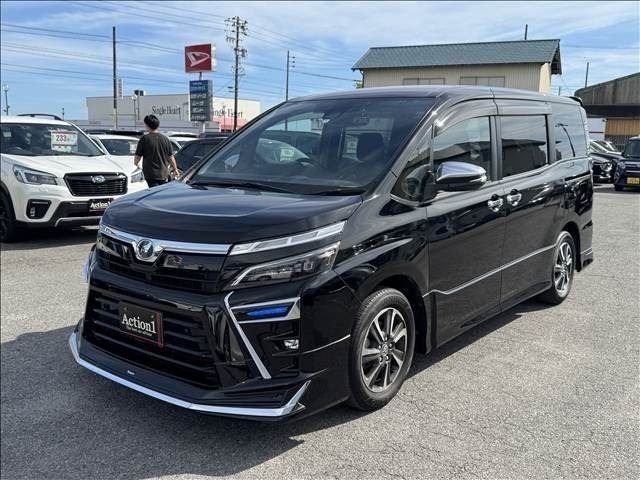 TOYOTA / VOXY