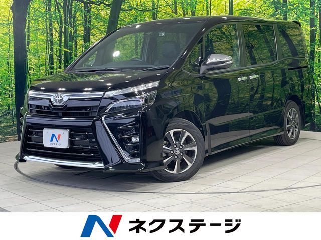 TOYOTA / VOXY