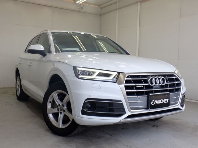 AUDI / AUDI Q5