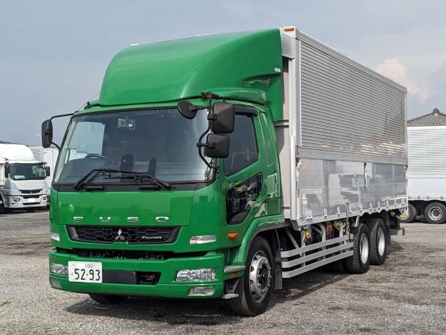 Japanese used car Ref# 1671430 MITSUBISHI FUSOU / FIGHTER