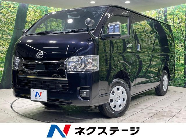 TOYOTA / HIACE van 4WD