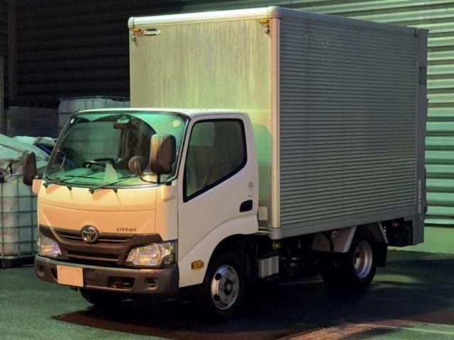TOYOTA / DYNA