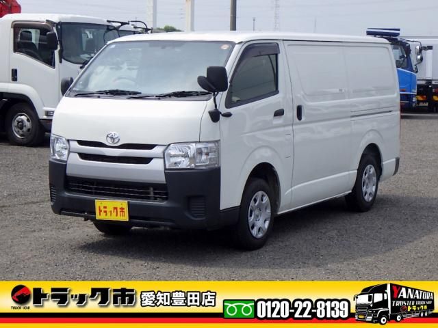 TOYOTA / HIACE van 2WD