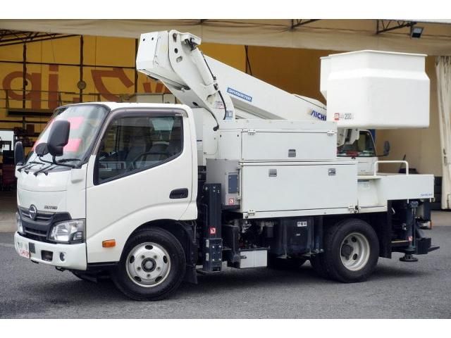 HINO / DUTRO