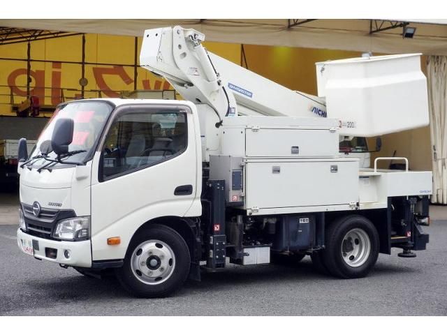 HINO / DUTRO