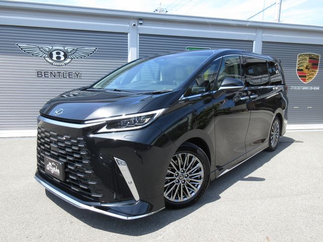 TOYOTA / ﾚｸｻｽ LM500h