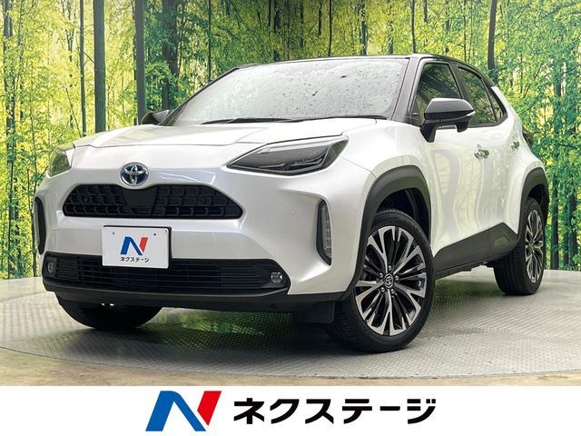 TOYOTA / YARIS CROSS HYBRID