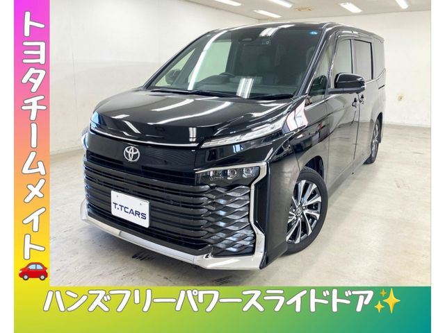 TOYOTA / VOXY