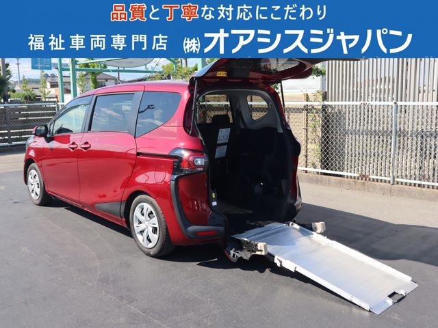 TOYOTA / SIENTA