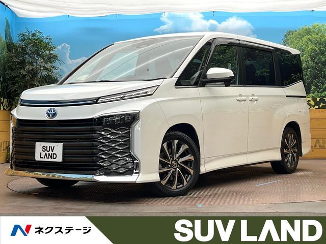 TOYOTA / VOXY HYBRID