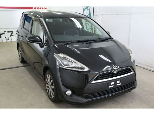 TOYOTA / SIENTA
