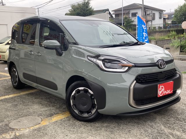 TOYOTA / SIENTA HYBRID
