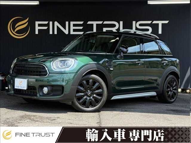 BMW / ＭＩＮＩ　ＣＲＯＳＳＯＶＥＲ