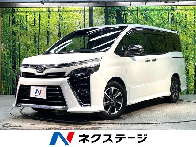 TOYOTA / VOXY