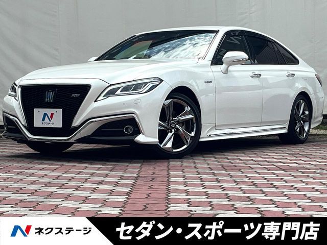 TOYOTA / CROWN sedan hybrid