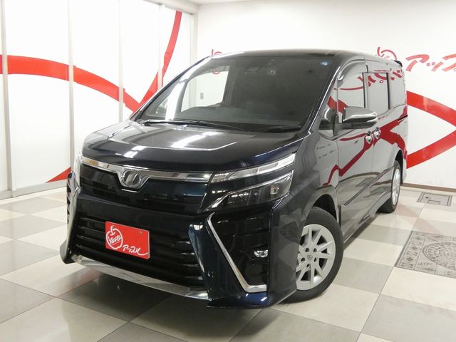 TOYOTA / VOXY 4WD