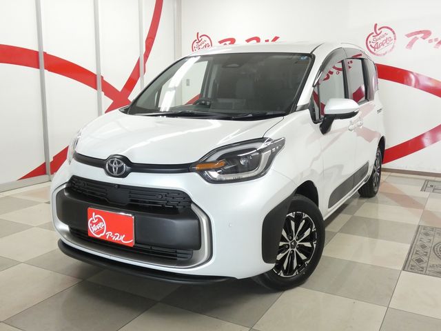 TOYOTA / SIENTA HYBRID