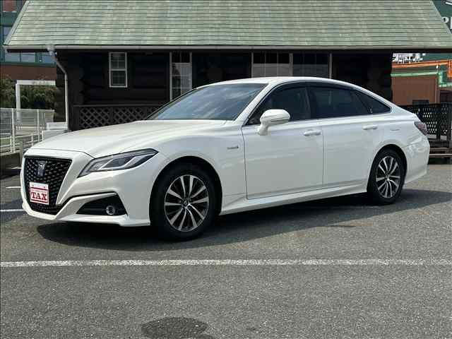 TOYOTA / CROWN sedan hybrid