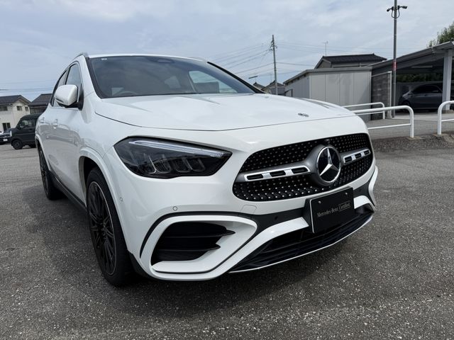 MERCEDES BENZ / MERCEDES BENZ GLA class