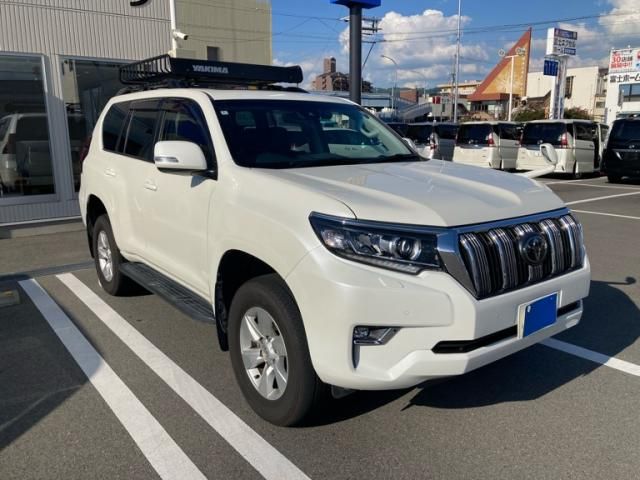 Japanese used car Ref# 1673732 TOYOTA / LANDCRUISER PRADO