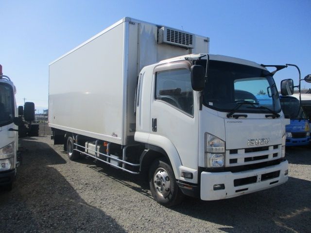 Japanese used car Ref# 1673897 ISUZU / FORWARD