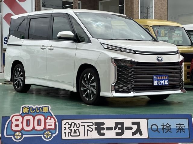 TOYOTA / VOXY HYBRID