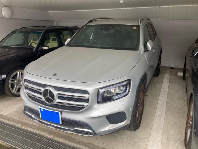 MERCEDES BENZ / MERCEDES BENZ GLB