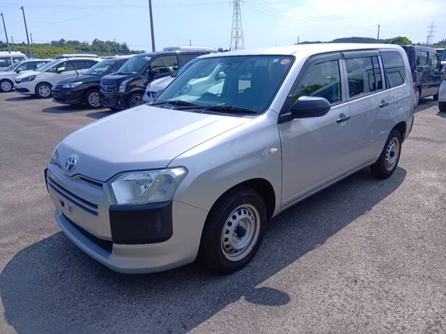 TOYOTA / PROBOX van HYBRID