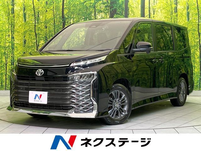 TOYOTA / VOXY