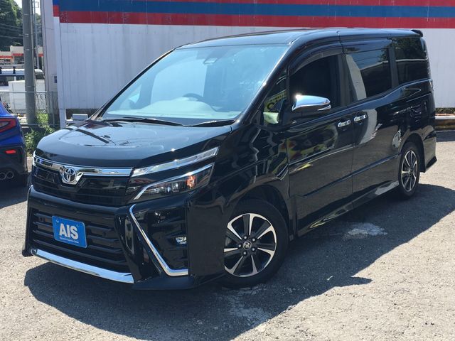 TOYOTA / VOXY