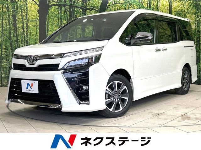 TOYOTA / VOXY