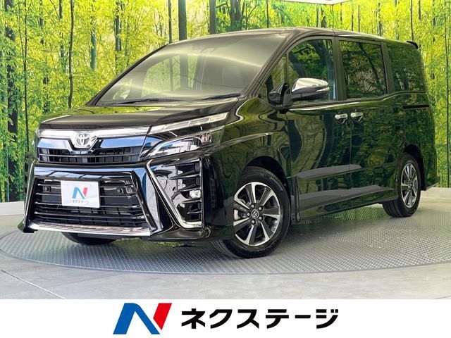 TOYOTA / VOXY