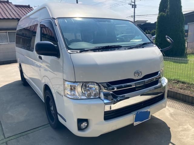 TOYOTA / REGIUSACE van 2WD