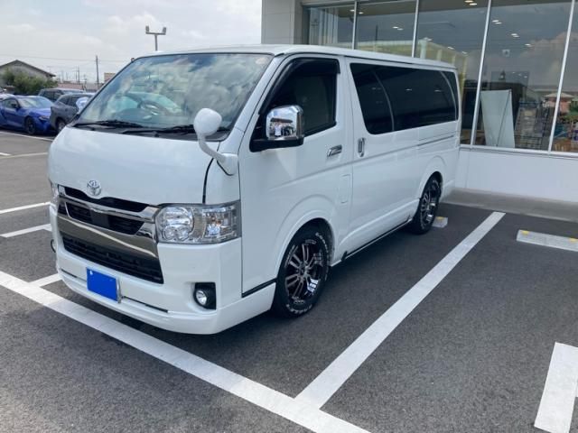 TOYOTA / HIACE van 4WD