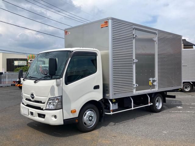 HINO / DUTRO