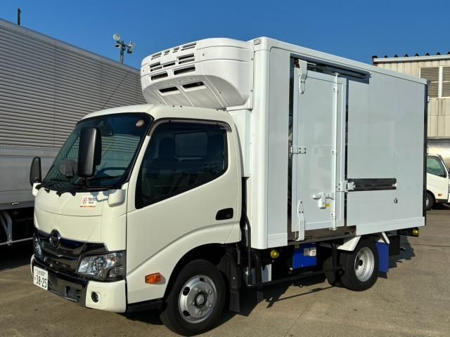 HINO / DUTRO