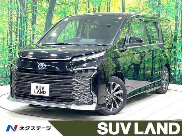 TOYOTA / VOXY HYBRID