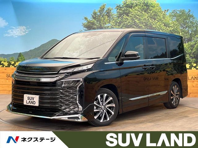 TOYOTA / VOXY HYBRID