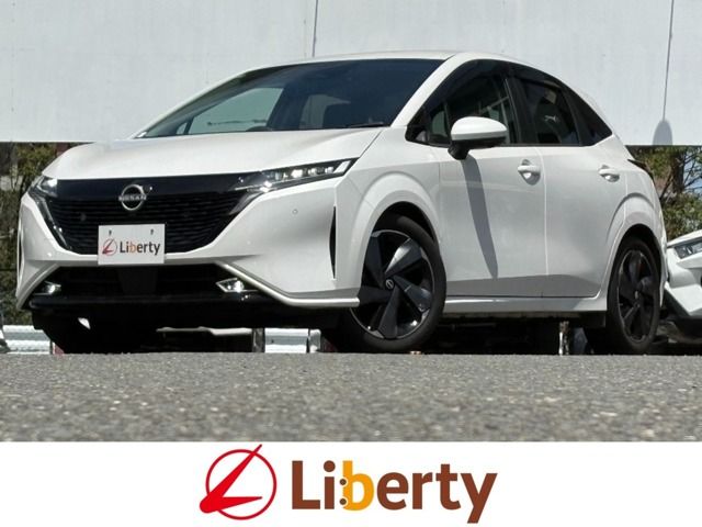NISSAN / AURA