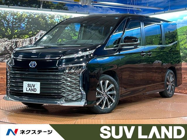 TOYOTA / VOXY HYBRID