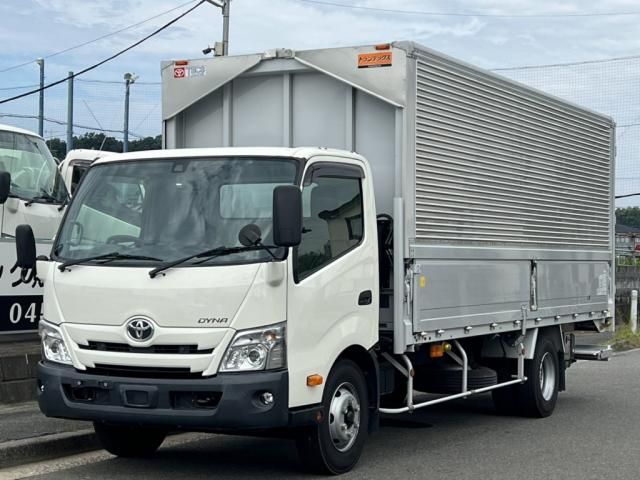 TOYOTA / DYNA