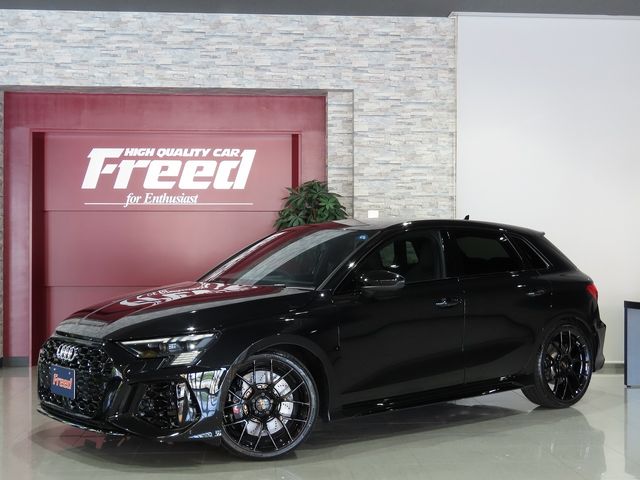 AUDI / AUDI RS3 SPORTBACK