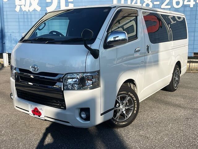 TOYOTA / REGIUSACE van 2WD
