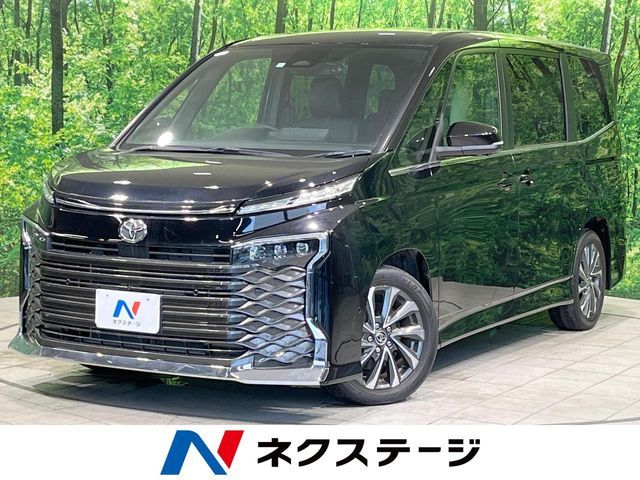 TOYOTA / VOXY