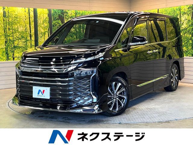TOYOTA / VOXY HYBRID