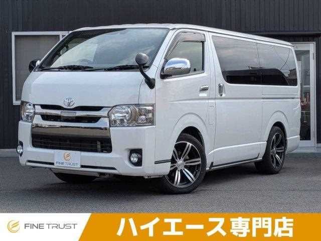 TOYOTA / REGIUSACE van 4WD