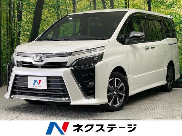 TOYOTA / VOXY