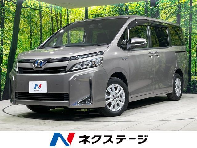 TOYOTA / VOXY HYBRID