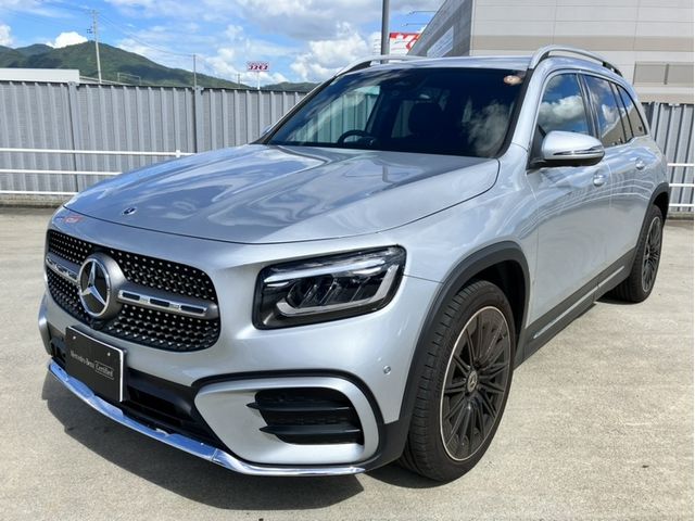 MERCEDES BENZ / MERCEDES BENZ GLB